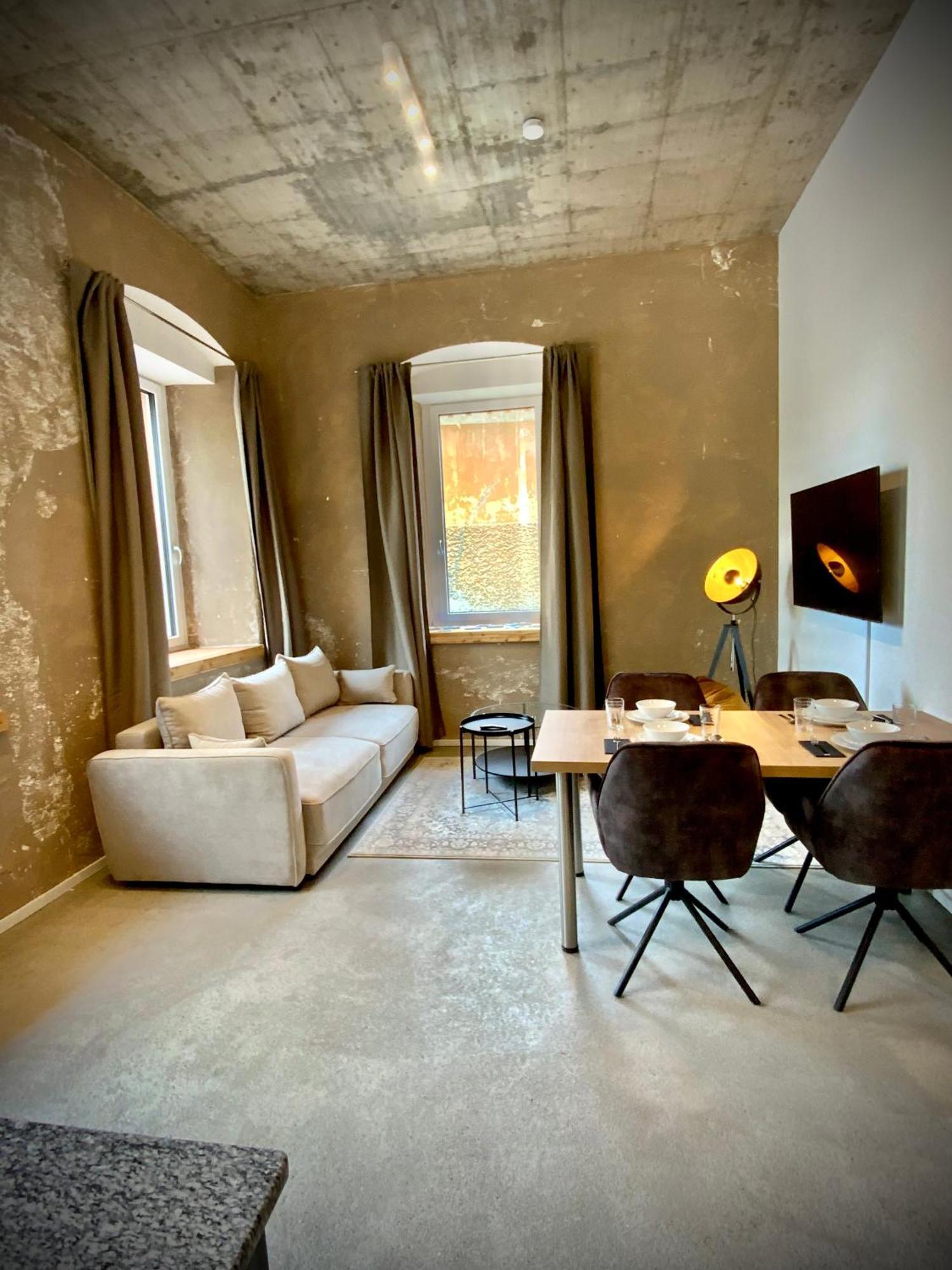 Waterfront - Urbane Eleganz Am Bachufer Leilighet Villach Rom bilde